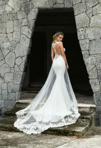 Bakerloo By Dando London Price Range: $3699.00 - $8200.00 $1 Ivory thumbnail