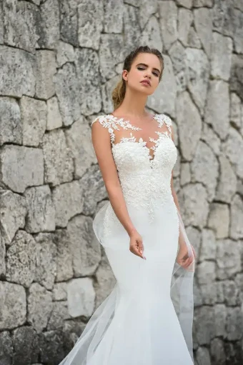 Bakerloo By Dando London Price Range: $3699.00 - $8200.00 $0 default Ivory thumbnail