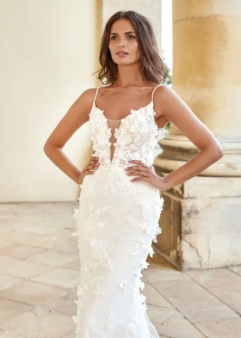 Heavenly Dress and Detachable Cape By Dando London $2 Ivory thumbnail