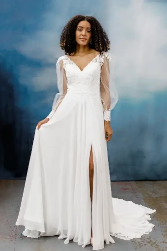 Quinny By House of Nicholas Price Range: $2400.00 - $3499.00 $0 default Ivory thumbnail