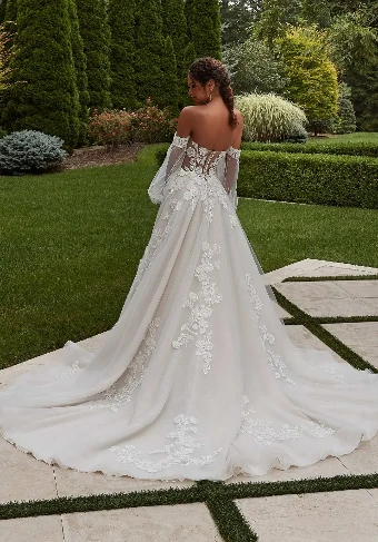 Primrose By Morilee Price Range: $2200.00 - $5285.00 $4 Ivory/Champagne/Honey thumbnail