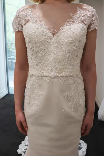 Daniella LV5313 By Peter Trends $1 default Ivory/Rum thumbnail