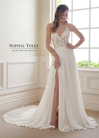 Quartz By Sophia Tolli Price Range: $1889.00-$4999.00 $0 default Ivory/Pearl thumbnail