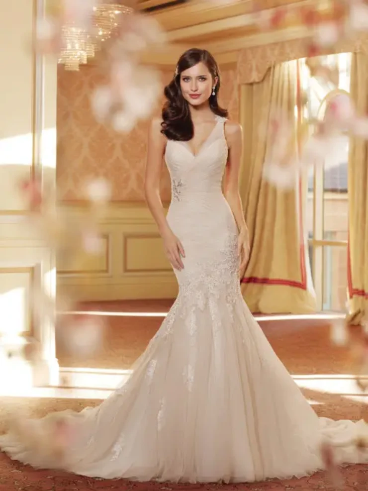 Ivy By Sophia Tolli Price Range: $1889.00-$4999.00 #0 default Ivory picture