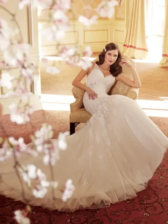 Ivy By Sophia Tolli Price Range: $1889.00-$4999.00 $2 default Ivory thumbnail