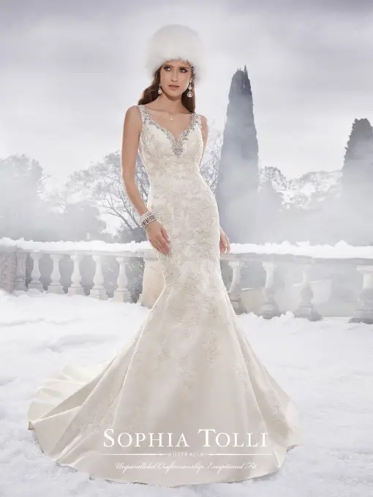 Alley By Sophia Tolli #0 default Ivory picture
