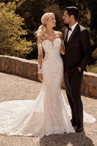 Bronte By Sophia Tolli Price Range: $1889.00-$4999.00 $5 default Ivory thumbnail
