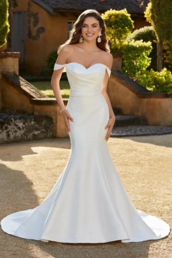 Zendaya Dress and Overskirt By Sophia Tolli $3 default Ivory thumbnail