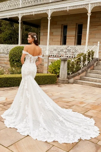 Harley By Sophia Tolli Price Range: $1889.00-$4999.00 $0 default Ivory thumbnail