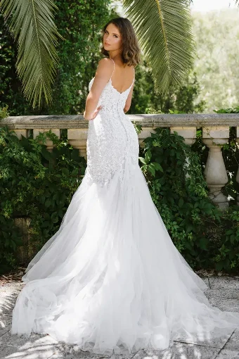 Laurina By Sophia Tolli Price Range: $1889.00-$4999.00 $3 Ivory/Blush thumbnail