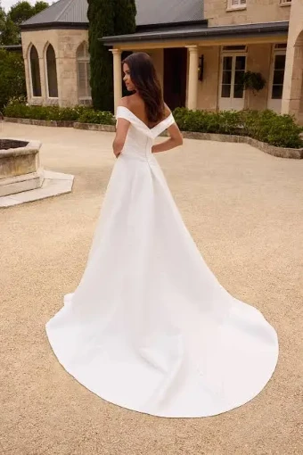 Chandra By Sophia Tolli Price Range: $1889.00-$4999.00 $2 Ivory thumbnail