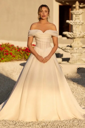 Ariane By Sophia Tolli $0 default Ivory thumbnail
