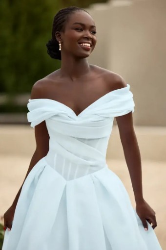 Ariane By Sophia Tolli $6 Ivory thumbnail
