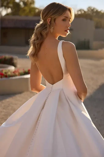 Ballina By Sophia Tolli Price Range: $1889.00-$4999.00 $2 Ivory thumbnail