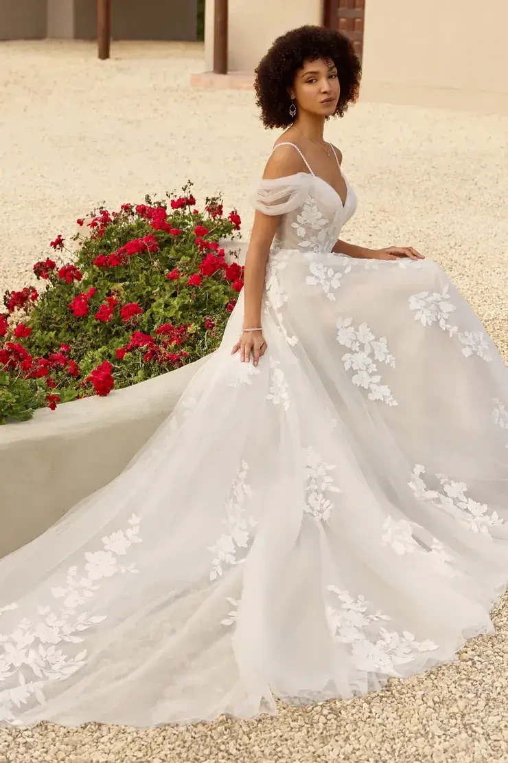 Isla By Sophia Tolli Price Range: $1889.00-$4999.00 #0 default Ivory/Champagne picture