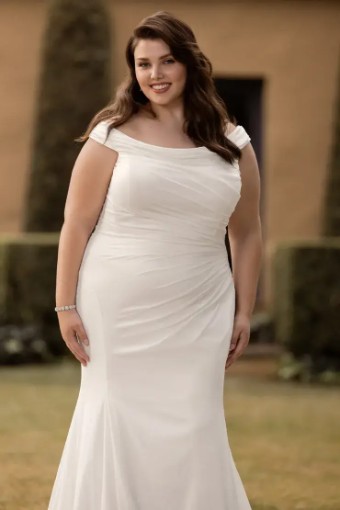 Sage By Sophia Tolli $3 Ivory thumbnail