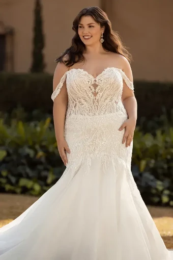 Layla By Sophia Tolli Price Range: $1889.00-$4999.00 $4 Ivory thumbnail