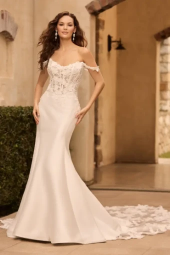 Dove By Sophia Tolli $0 default Ivory thumbnail