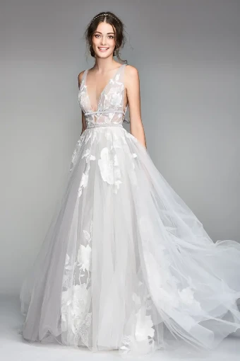 Galatea By Watters Price Range: $2900.00 - $4999.99 $1 default Titanium thumbnail