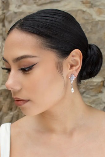 Inessa $1 Silver thumbnail