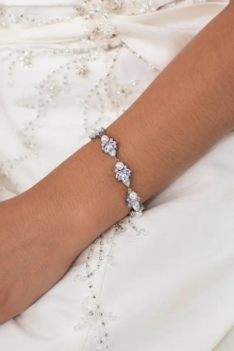 Elsa Bracelet $0 default Silver thumbnail