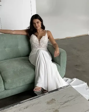 PIPER By Peter Trends $2 Ivory thumbnail