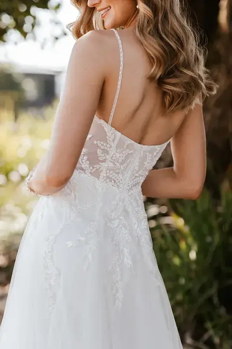Elise (With or Without Split) By French Collection by Wendy Makin #1 Ivory picture