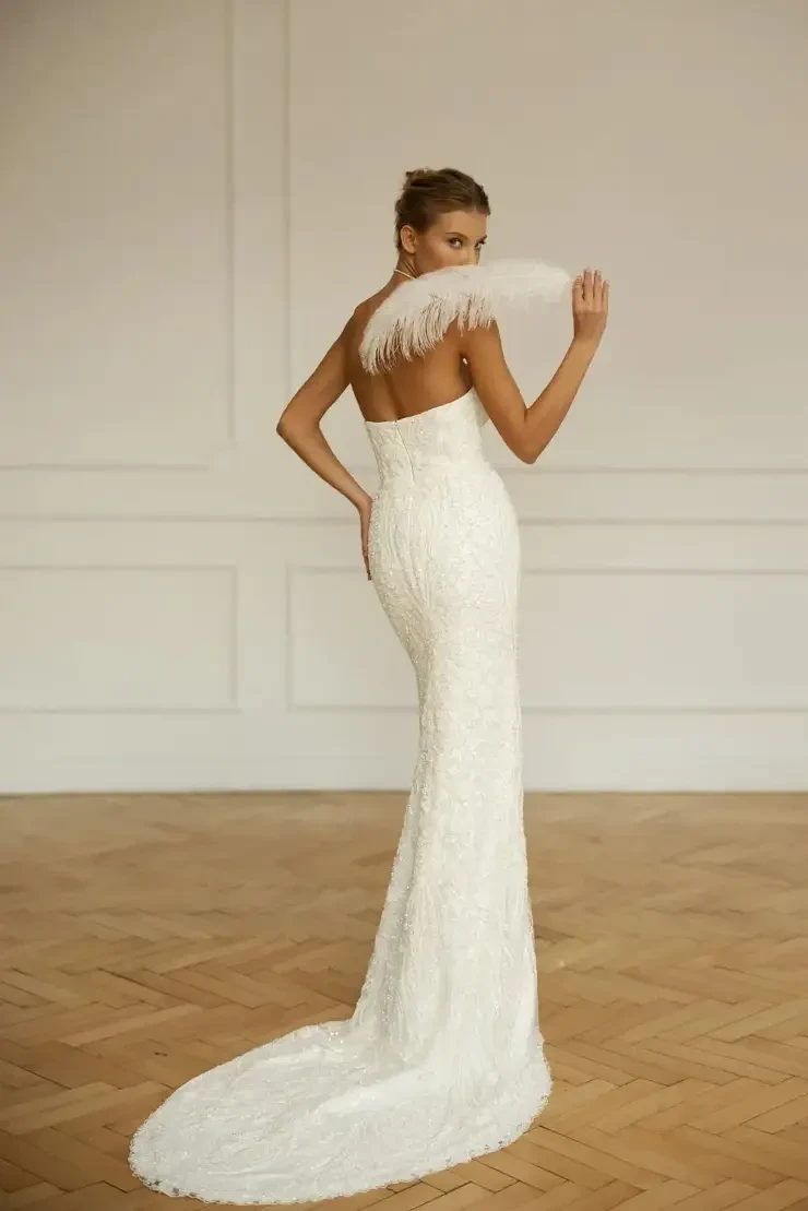Lanvee By Eva Lendel Price Range: $2999.00 - $6300.00 #0 default Ivory picture