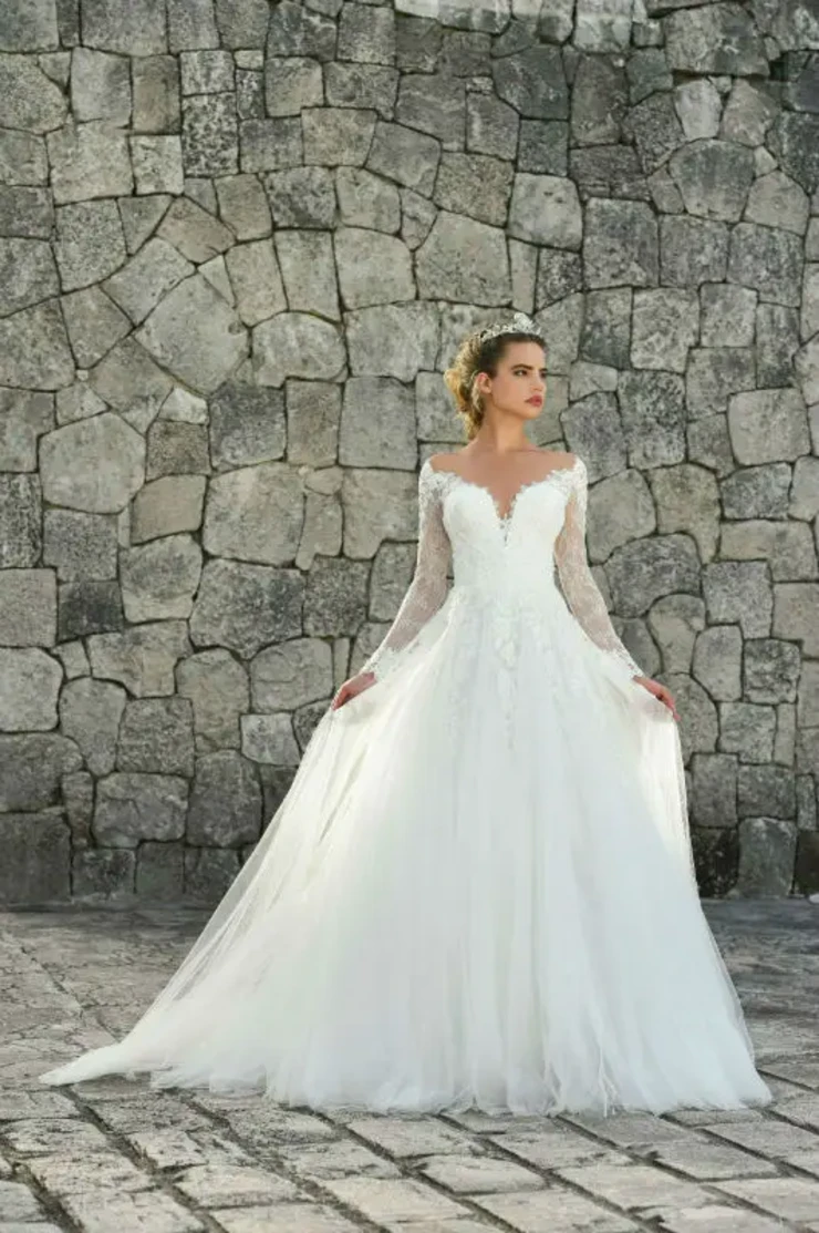 Canary Wharf By Dando London Price Range: $3699.00 - $8200.00 #0 default Ivory picture