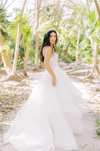 Scout By Watters Price Range: $2900.00 - $4999.99 $5 Ivory thumbnail