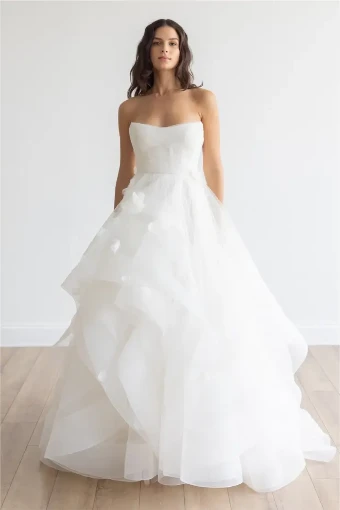 Scout By Watters Price Range: $2900.00 - $4999.99 $0 default Ivory thumbnail
