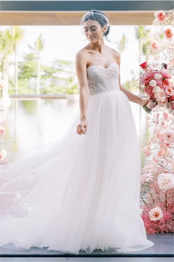 Maeve By Watters Price Range: $2900.00 - $4999.99 $4 Ivory thumbnail