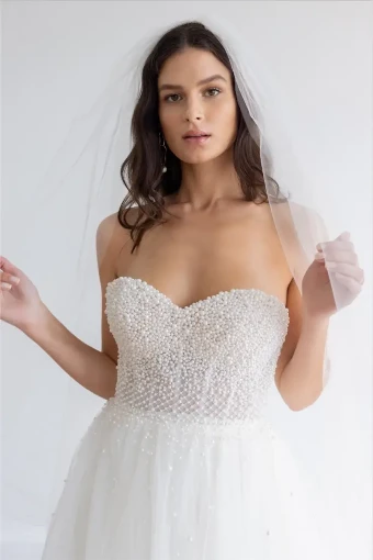 Maeve By Watters Price Range: $2900.00 - $4999.99 $2 Ivory thumbnail