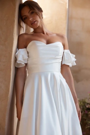 Danica By Tania Olsen $1 Vintage White thumbnail