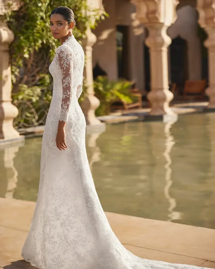 Olmeda By Rosa Clara Price Range: $2999.99 - $7750.00 #1 Natural/Nude picture