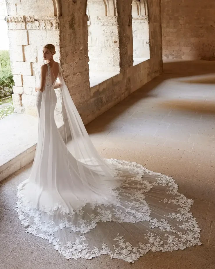 Lior By Rosa Clara Price Range: $2999.99 - $7750.00 #1 Natural picture