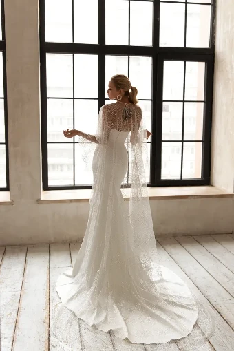 Cory By Eva Lendel Price Range: $2999.00 - $6300.00 $1 Ivory thumbnail