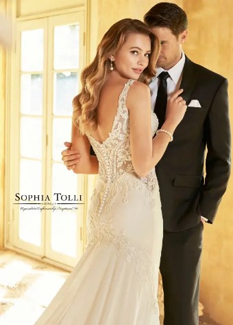 Summer By Sophia Tolli $3 default Ivory thumbnail