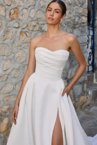Teagan By Sophia Tolli Price Range: $1889.00-$4999.00 $2 Ivory thumbnail