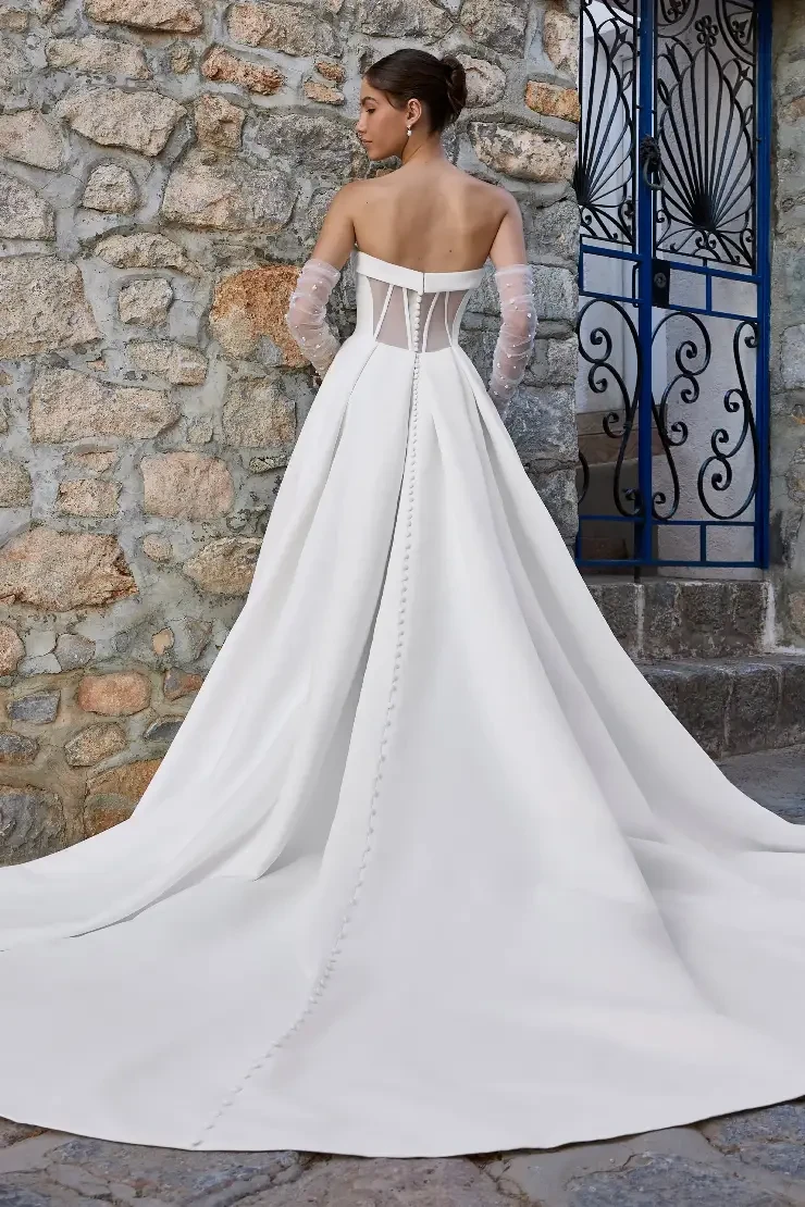 Teagan By Sophia Tolli Price Range: $1889.00-$4999.00 #1 Ivory picture
