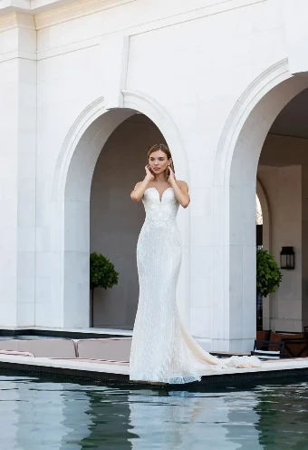 Jasmine By Pollardi Price Range: $2200.00 - $4200.00 $2 default Ivory/Beige thumbnail