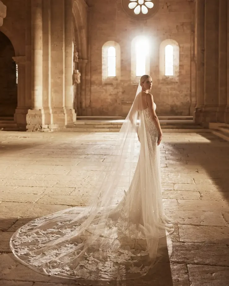 Loren By Rosa Clara Price Range: $2999.99 - $7750.00 #4 default Natural picture