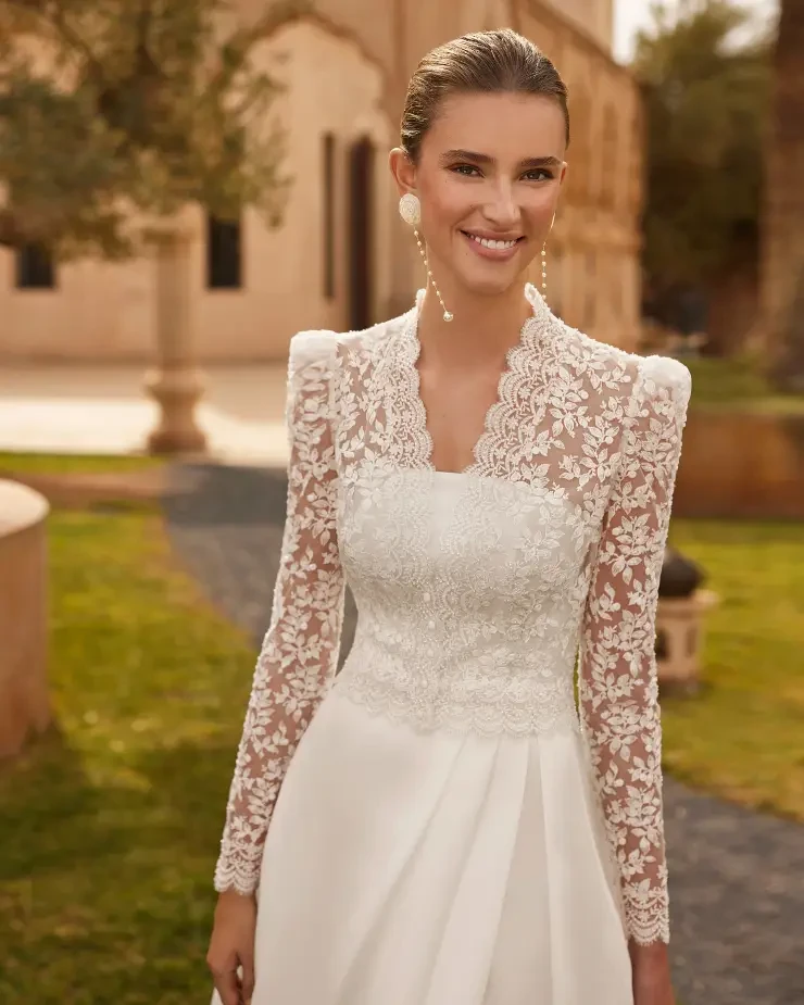 Orbe Jacket By Rosa Clara Price Range: $2999.99 - $7750.00 #0 default Natural picture