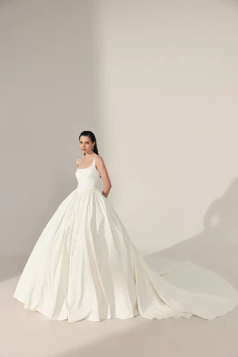 Anastasia By Ariamo Price Range: $1899.00 - $4400.00 $1 Ivory thumbnail