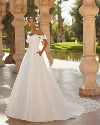 Onelia By Rosa Clara Price Range: $2999.99 - $7750.00 $0 default Natural thumbnail