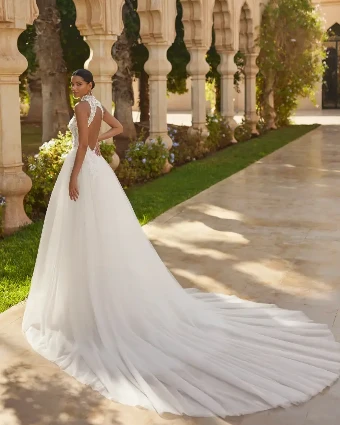 Olite By Rosa Clara Price Range: $2999.99 - $7750.00 $4 default Natural/Nude thumbnail