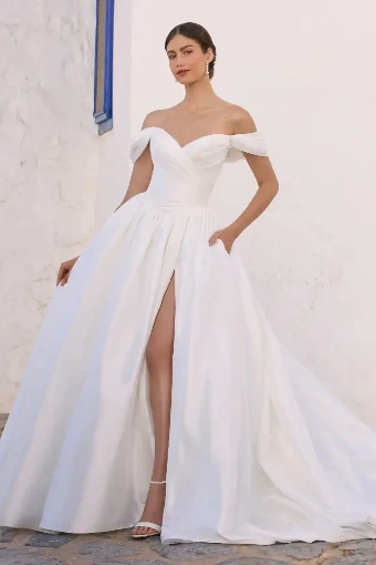 Kirby By Sophia Tolli Price Range: $1889.00-$4999.00 $0 default Ivory thumbnail