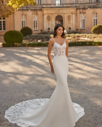 VIRIAN By Rosa Clara $0 default Natural thumbnail