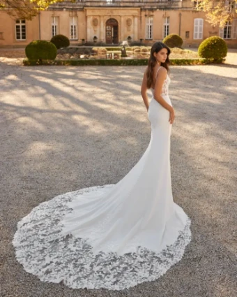 VIRIAN By Rosa Clara $2 Natural thumbnail