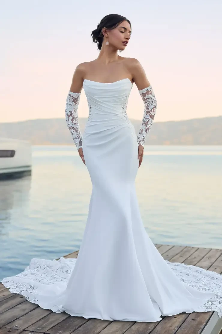 Lucie By Sophia Tolli Price Range: $1889.00-$4999.00 #0 default Ivory picture